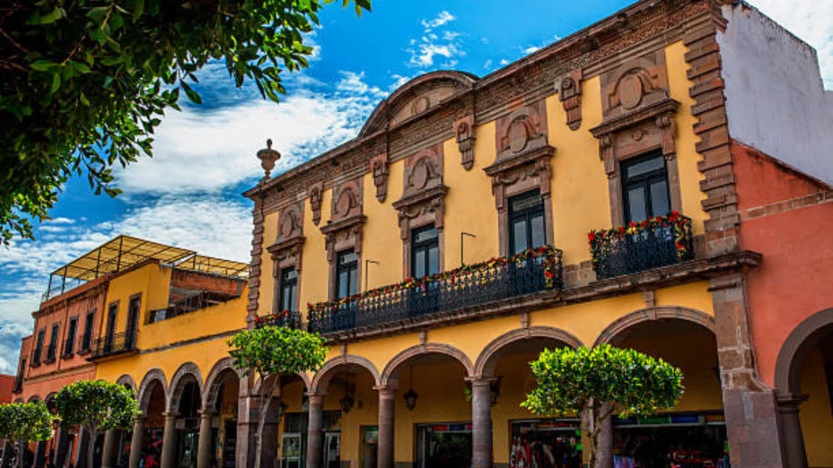 _Elementos federales ingieren ebrios en instalaciones municipales y termina en riña, Celaya, jueves 27 noviembre 2025.png