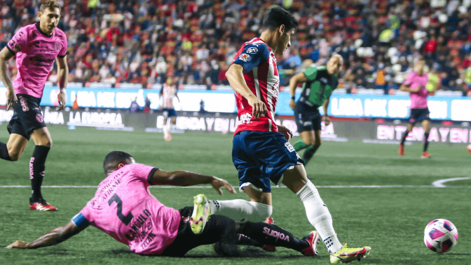 El empate de Xolos y Chivas.png