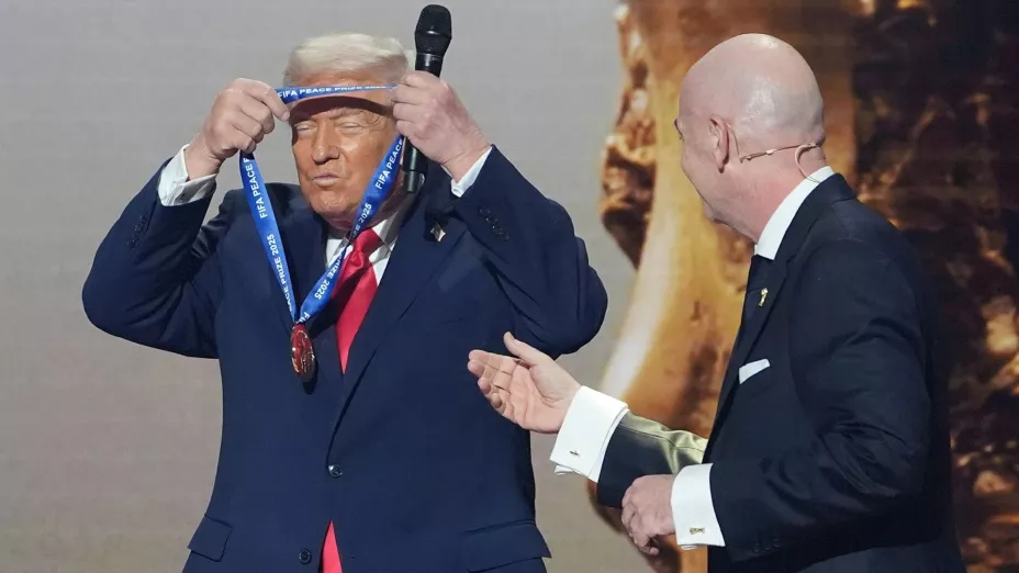 Trump le dijo a Infantino que Irán puede acudir a EU para el Mundial.jpg