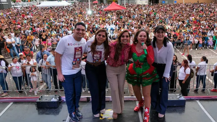 Se celebró el Día de los Reyes en Playa del Carmen con show de Tatiana.jpg