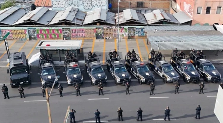 Policía de CDMX despliega operativo en la colonia Morelos.