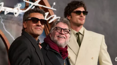 Guillermo del Toro presentó su nueva película Frankenstein en CDMX