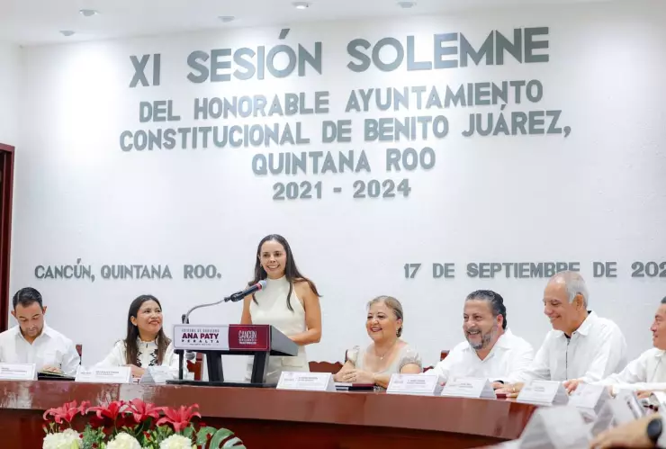Rinde Ana Paty Peralta su Informe de Gobierno en Benito Juárez ante el Cabildo
