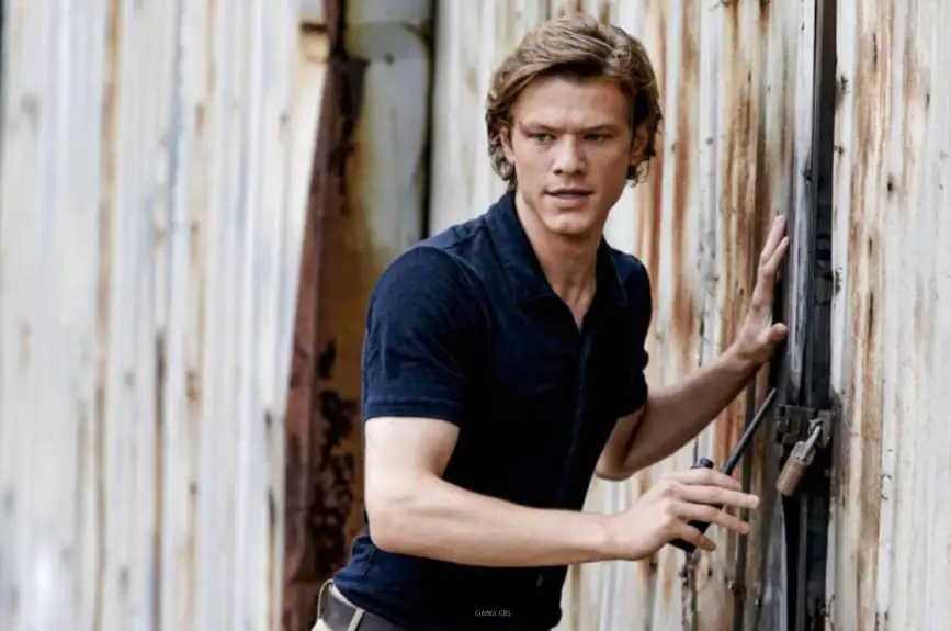 Lucas Till MacGvver