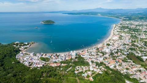 Isla del Coral, el destino a 9 horas de CDMX que es el Mini Cancún de México