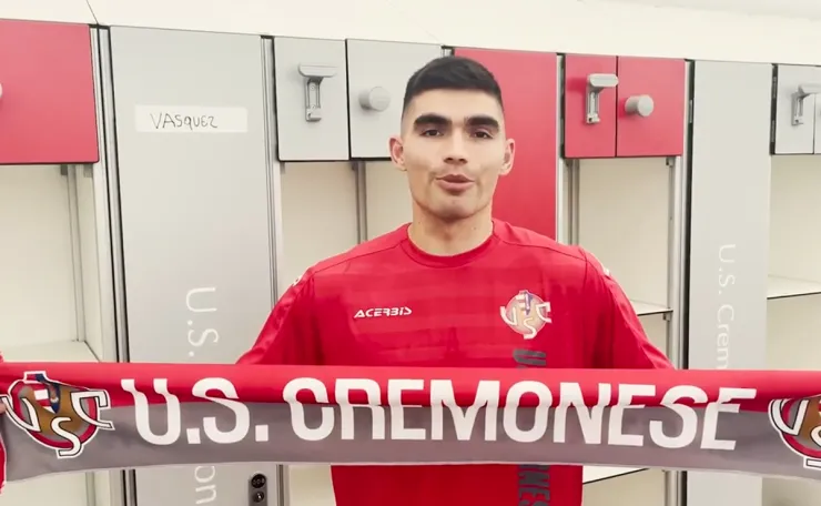 Johan Vásquez con el Cremonese