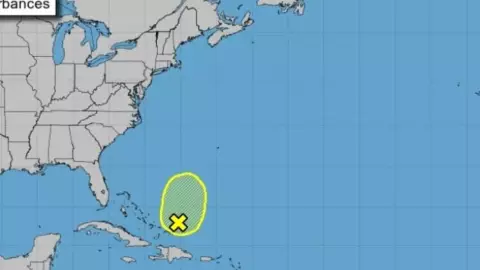 alertan de zona de baja presión en el atlántico