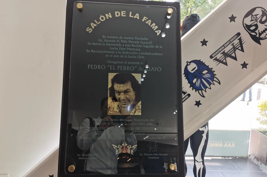 Exposición 30 aniversario Lucha Libre AAA