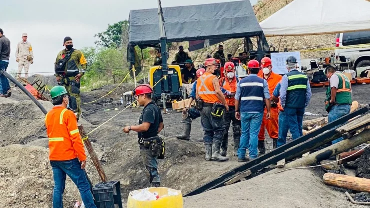 Hallan los cuerpos de 4 mineros en Múzquiz; siguen labores de rescate