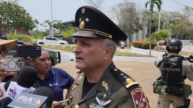 Comandante de la 30 zona militar, Miguel Ángel López Martínez.