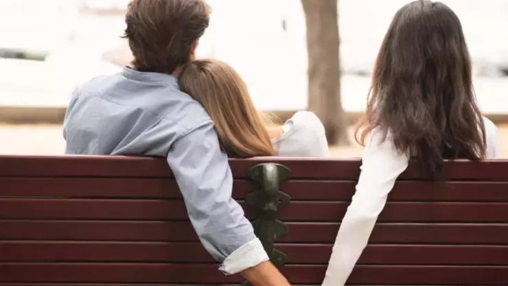 ¡ATRAPADO! Mujer descubre la infidelidad de su esposo gracias a su suegra