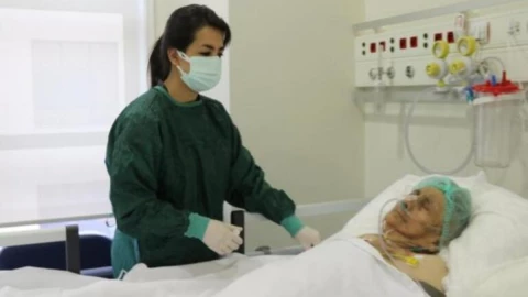 mujer-116-anos-covid-19-turquia