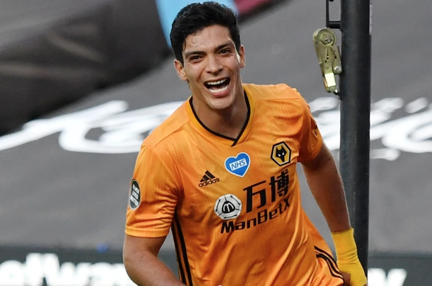 Raúl Jiménez anota en triunfo del Wolves