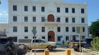 Balacera en palacio municipal de Navolato Sinaloa