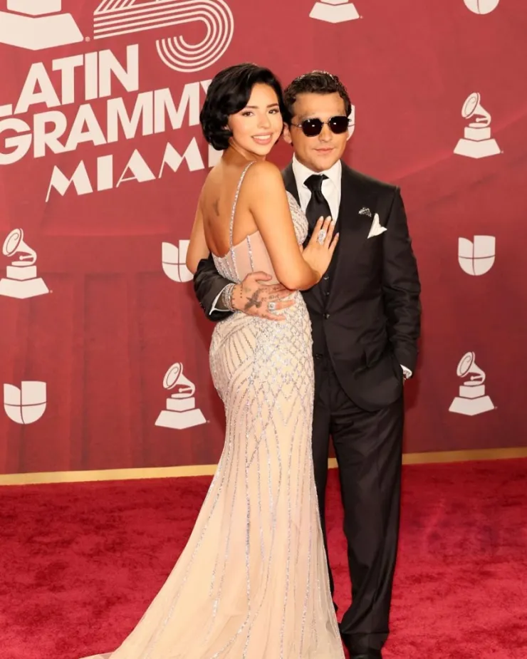 Ángela Aguilar, Christian Nodal y Pepe Aguilar