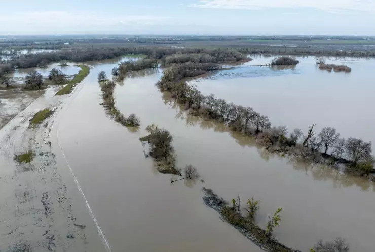 Impactará río atmosférico en California; declaran emergencia