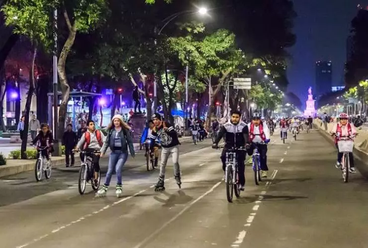 paseo-nocturno-cdmx