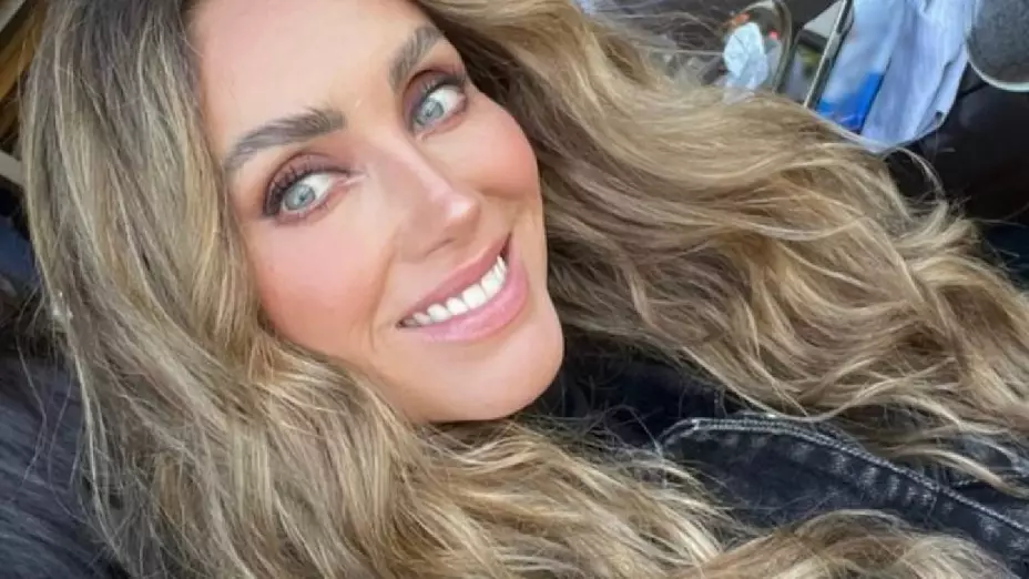 Anahí da detalles de su estado de salud tras perforación de tímpano