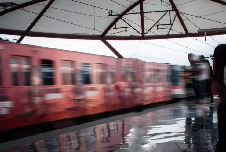 nueva línea del Metro se pospone