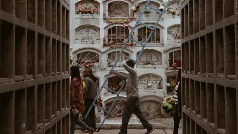 Muere abuelito en panteón de Tampico