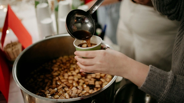 Así celebran las posadas navideñas en EU.
