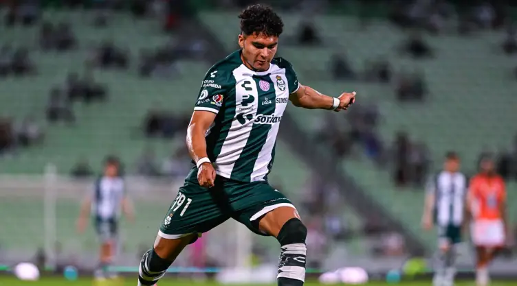 Stephano Carrillo se despide de Santos Laguna
