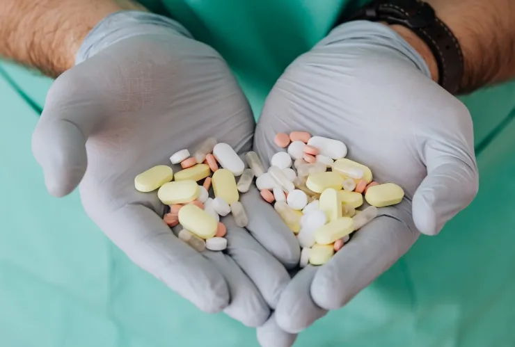 Traficar fentanilo en México es considerado como un delito contra la salud y tiene penas de hasta 25 años