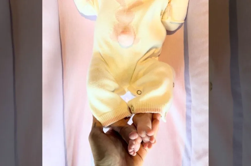 Maluma y su novia (3).jpg