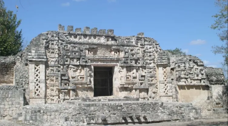 cuando-abren-zonas-arqueologicas-y-museos-campeche-y-yucatan-huracan-beryl.jpg