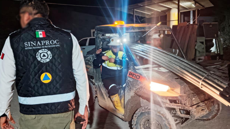 Rescatan a minero atrapado