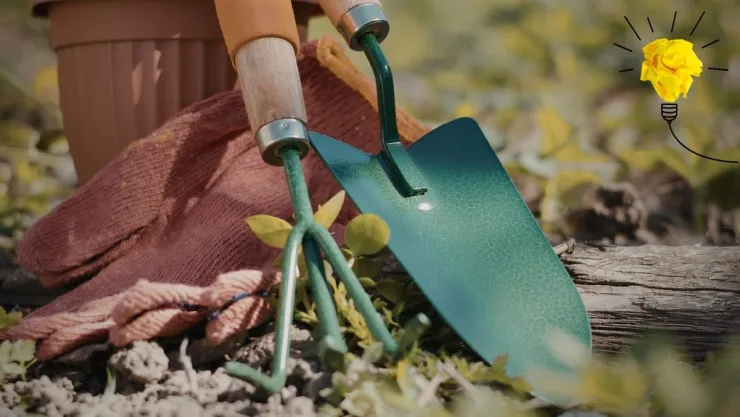 3 ideas creativas para reciclar herramientas de jardinería viejas, según la IA.jpg
