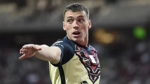 Federico Vi&ntilde;as.jpg