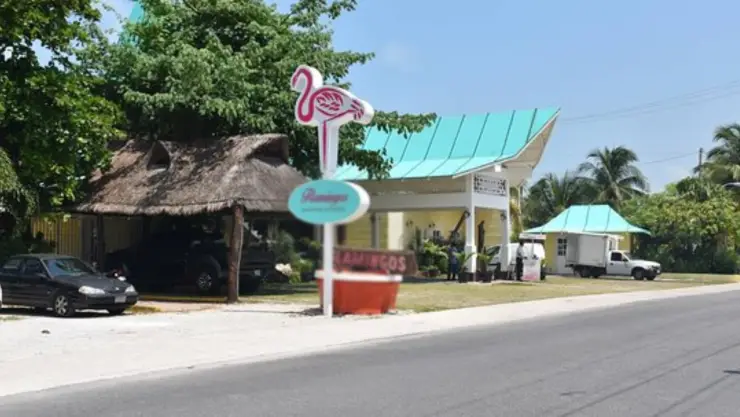 Privan de la vida a mujer en restaurante de Puerto Juárez; FGE investiga los hechos.jpg