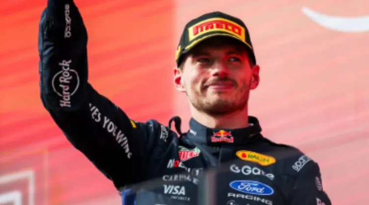 max-verstappen-renueva-red-bull-detalles-constrato.jpg
