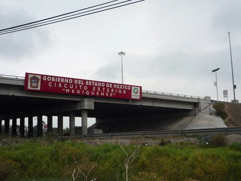 Las lluvias provocaron el cierre del circuito mexiquense
