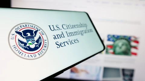 Página oficial del Servicio de Ciudadanía e Inmigración de Estados Unidos.