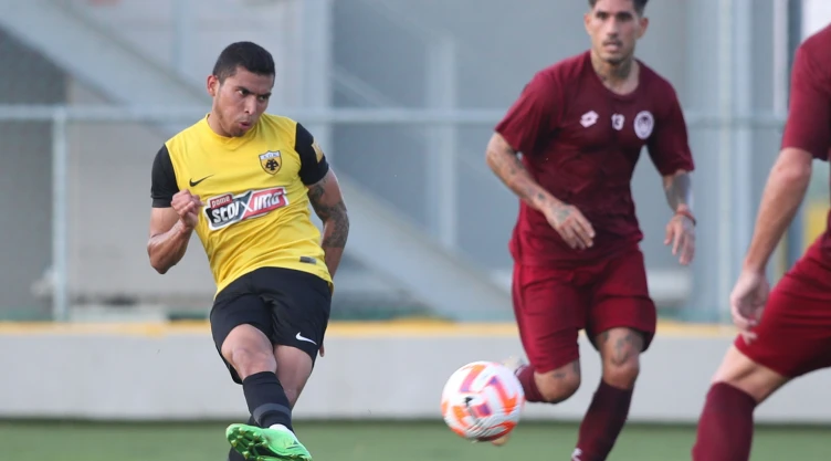 Orbelín, gol, AEK Athens, doblete, Orbelín Pineda
