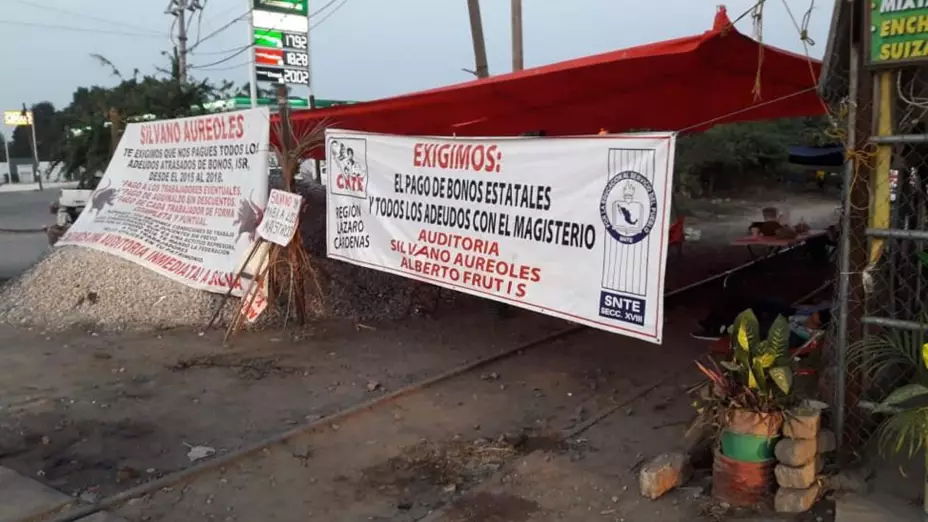 Pese a desbloqueo, CNTE hace guardias