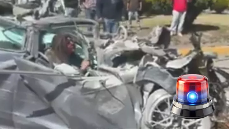 Auto deportivo sufre fatal accidente contra camión de carga tras conducir a 200 km/h en la carretera México-Pachuca (VIDEO)