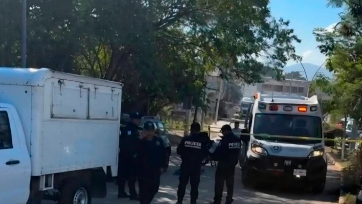 ¡No alcanzó a llegar al doctor! Fallece adulto mayor en un automóvil en Tuxtla Gutiérrez