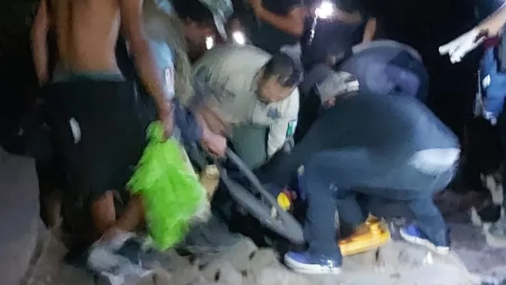 Rescatan a hombre en la Barranca de Huentitán; fue picado por un alacrán