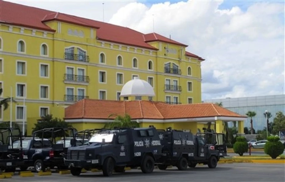 Los habitantes de Nuevo Laredo no hablan en público de la captura del líder máximo de Los Zetas, Miguel Ángel Treviño Morales y temen una nueva ola de violencia