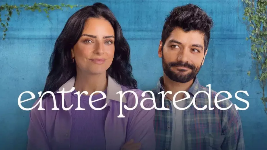 De qué trata Entre Paredes, serie protagonizada por Aislinn Derbez.