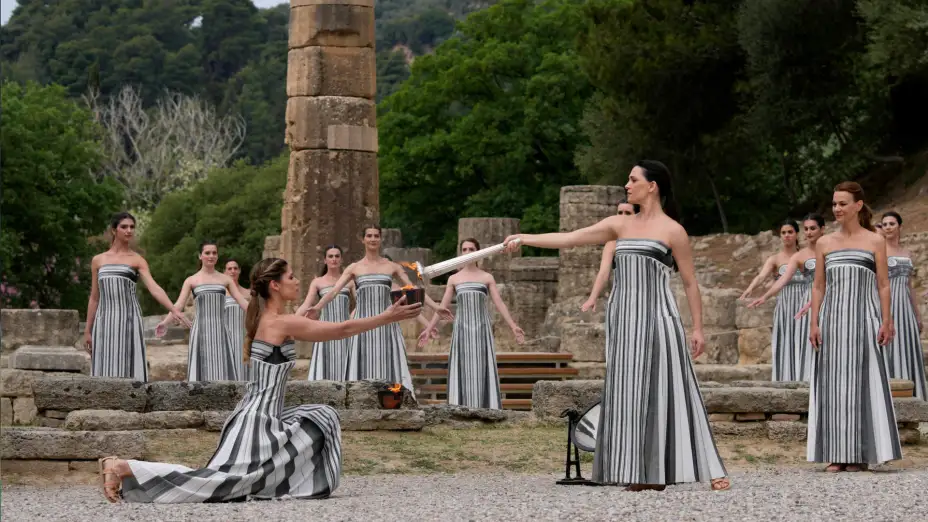 Llama Olímpica Grecia París 2024