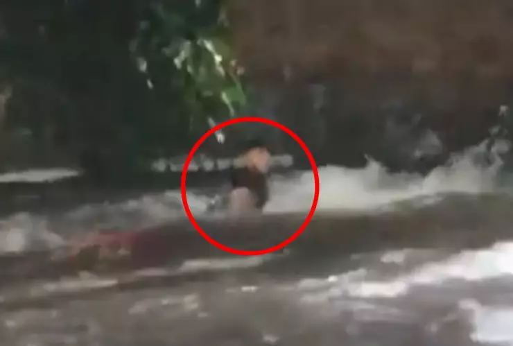Joven de 18 años muere electrocutado durante las inundaciones en Guadalajara