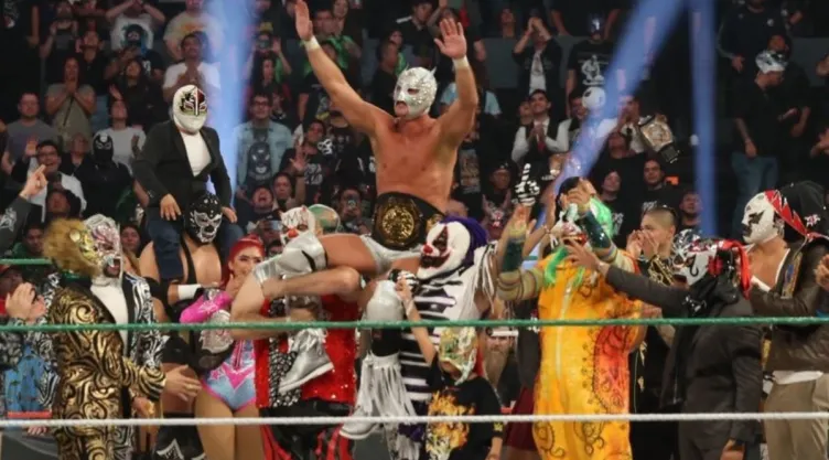 aaa-hora-vivo-evento-wwe-hoy-horario-donde-ver.jpg