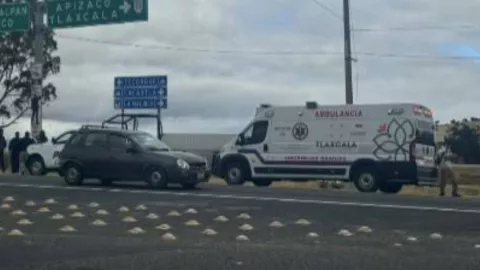 Estudiante fue atropellado en Nanacamilpa, Tlaxcala; conductor se fugó y dejó vehículo abandonado