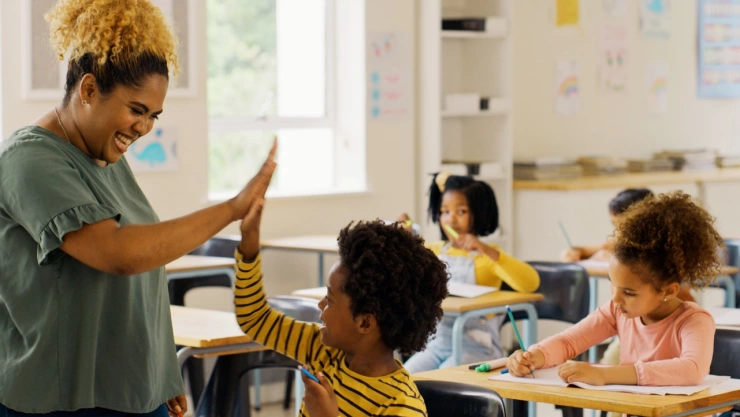 Nueva beca universal para estudiantes: Cuándo inicia y lo que debes saber