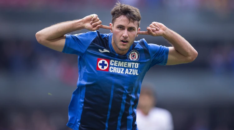 Santiago Giménez Cruz Azul Feyenoord fichaje