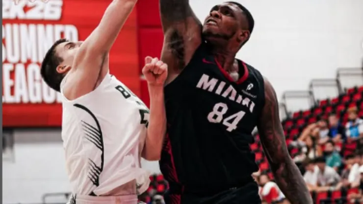 Acusan a exempleado de robar camisetas usadas de Miami Heat y venderlas